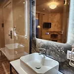 Festim Otel