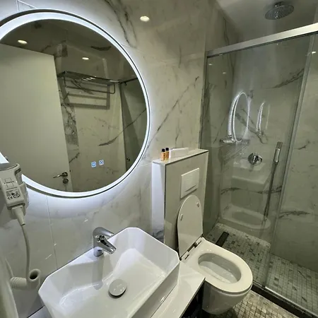 Festim فندق Kanine