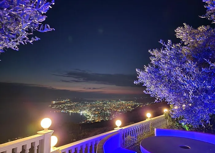 Festim Hotel 4*